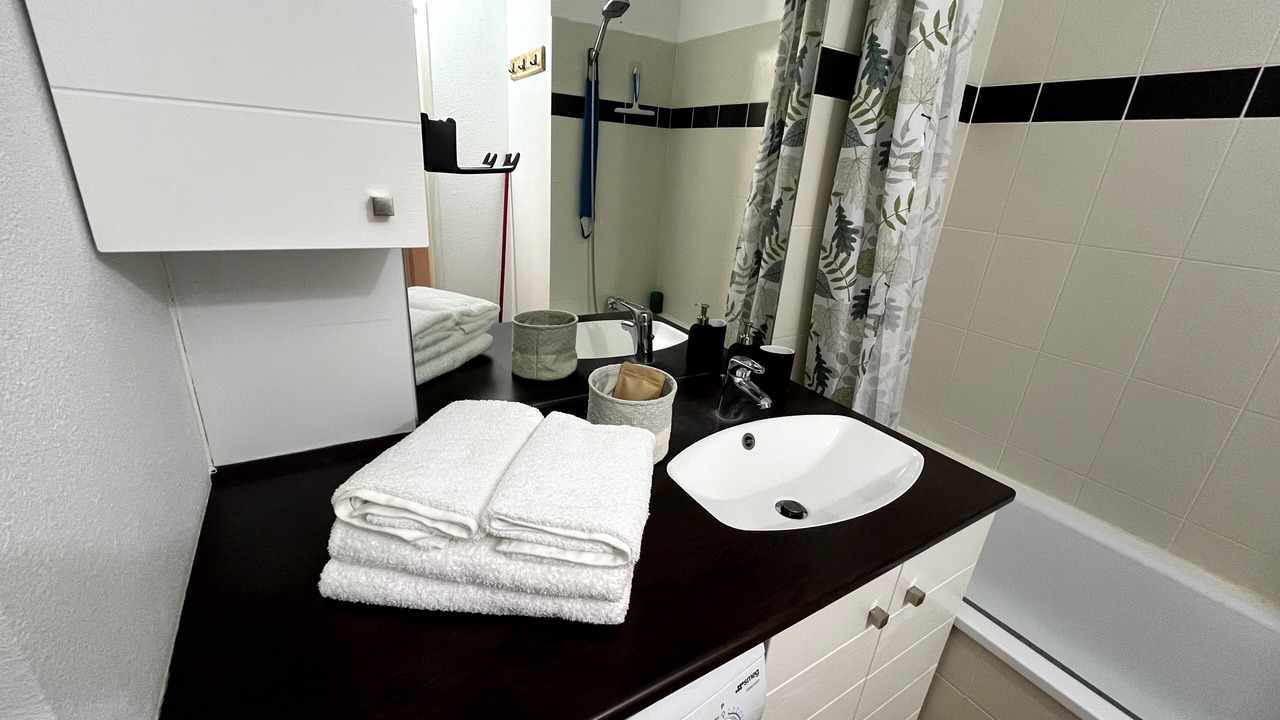 Photo of Bathroom in Ponts Jumeaux