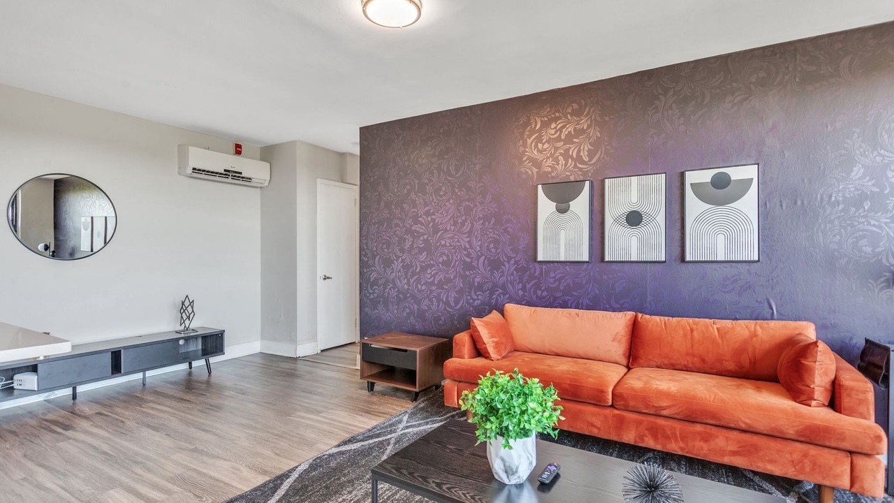 Photo of Livingroom in East Falls