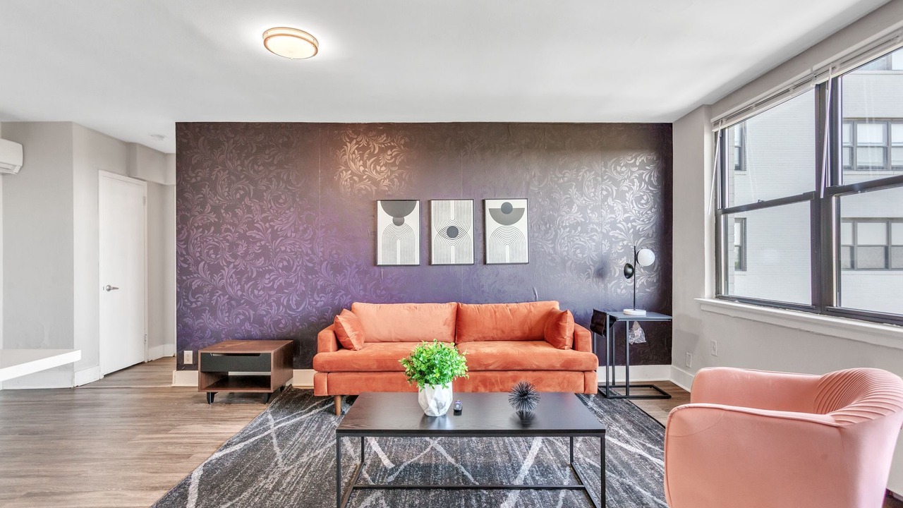 Photo of Livingroom in East Falls