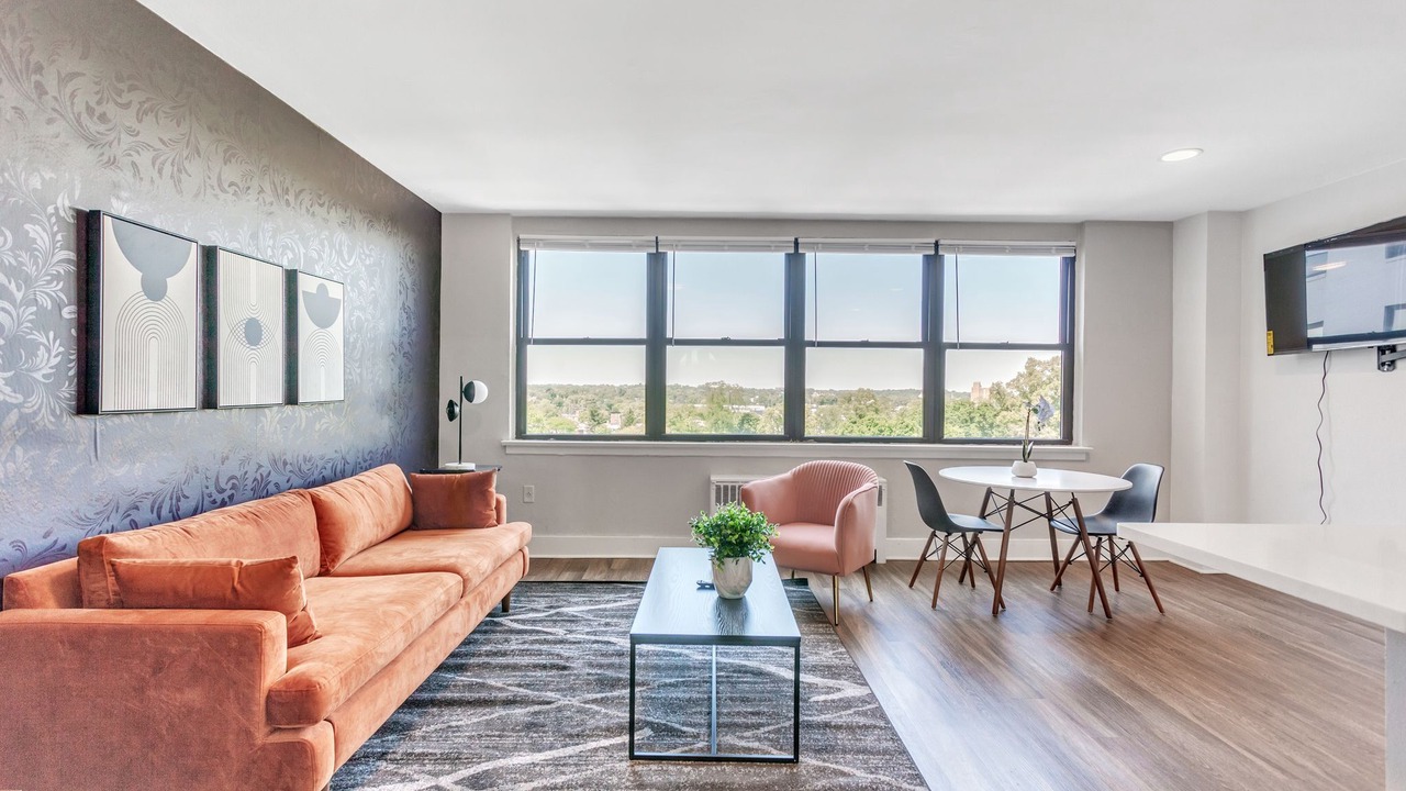 Photo of Livingroom in East Falls