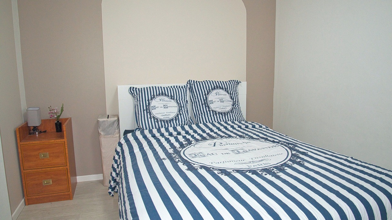 Photo of Bedroom in Center