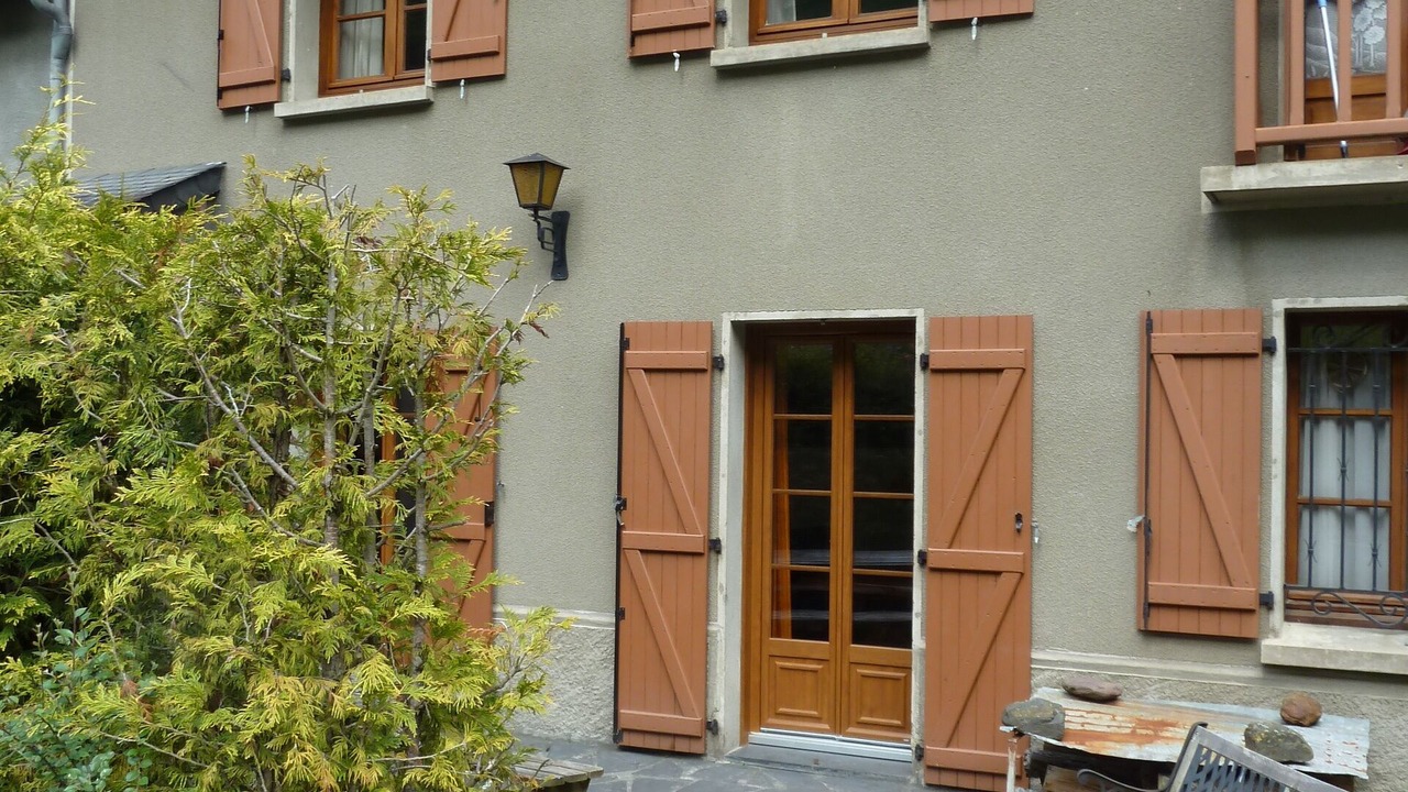 Photo of Outdoor in Campan