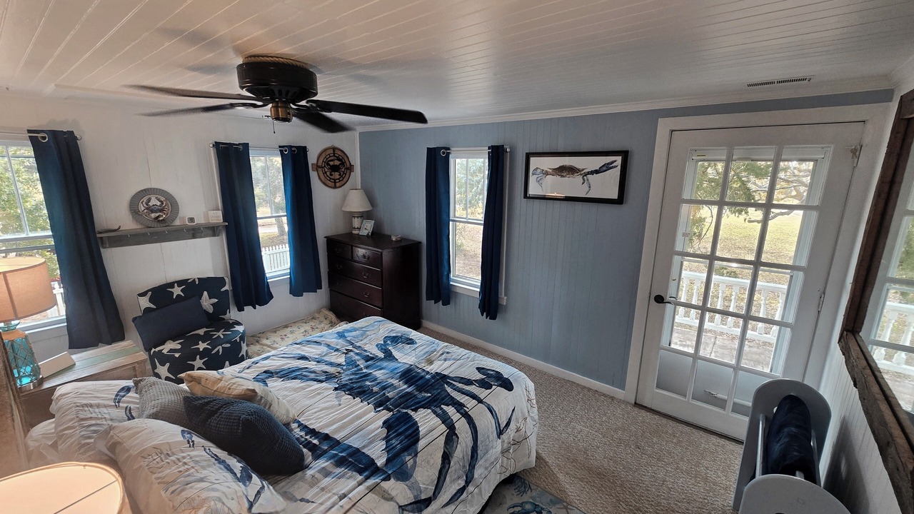 Photo of Bedroom in Harkers Island