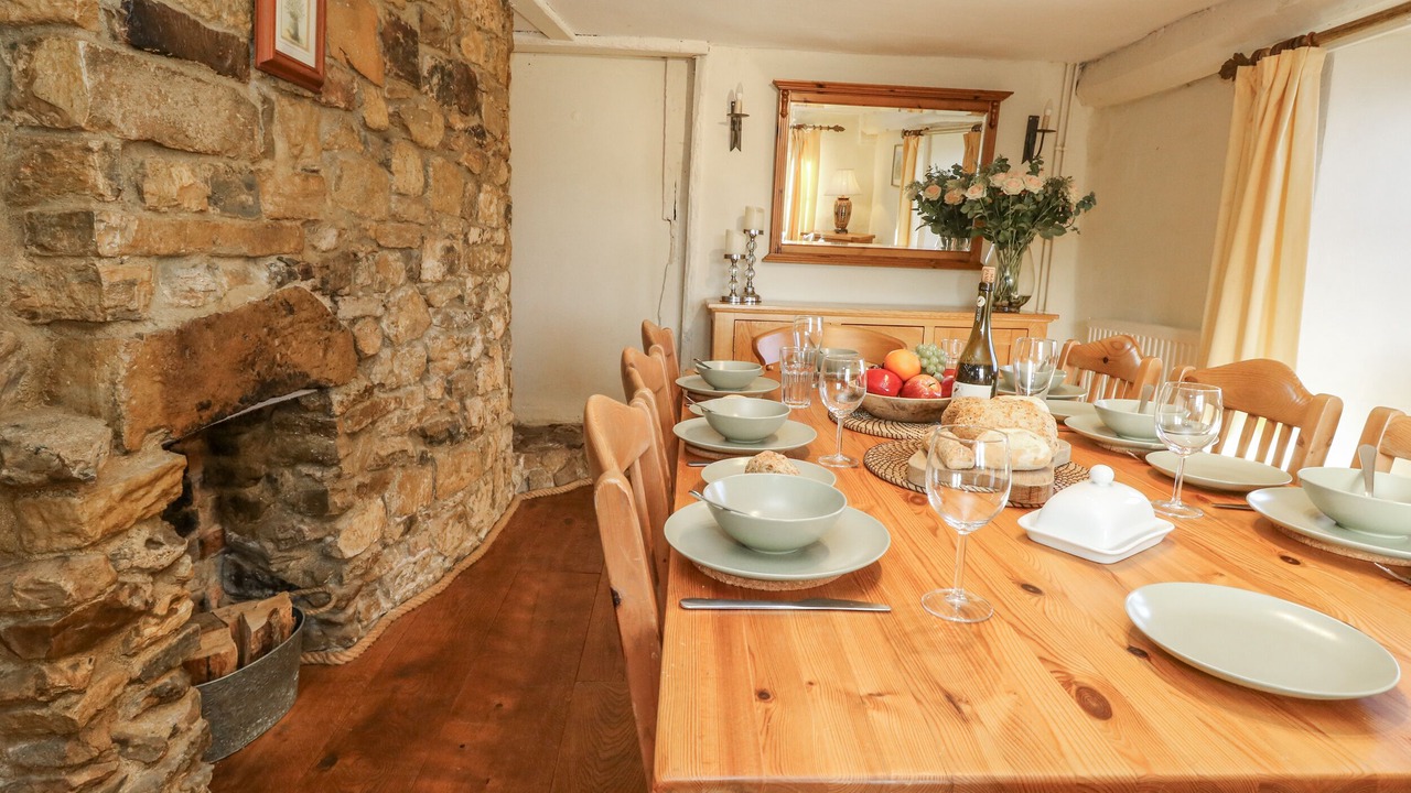 Photo of Others in Smallridge