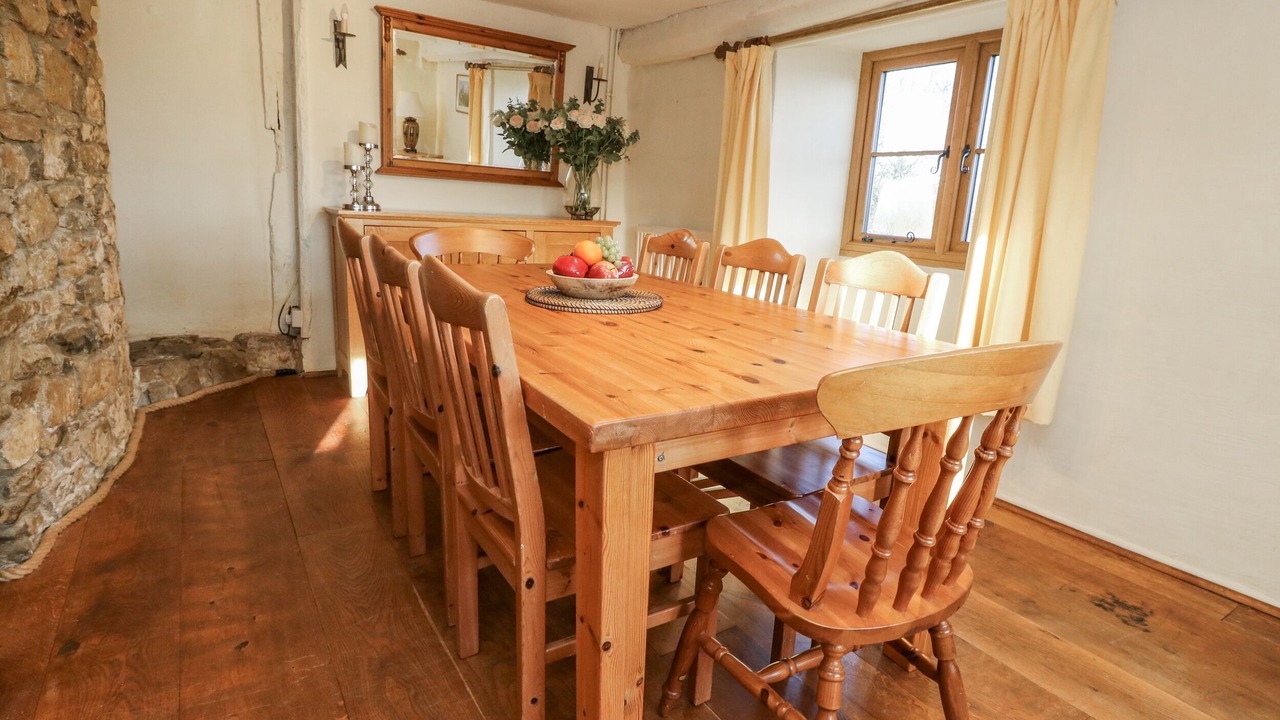 Photo of Others in Smallridge