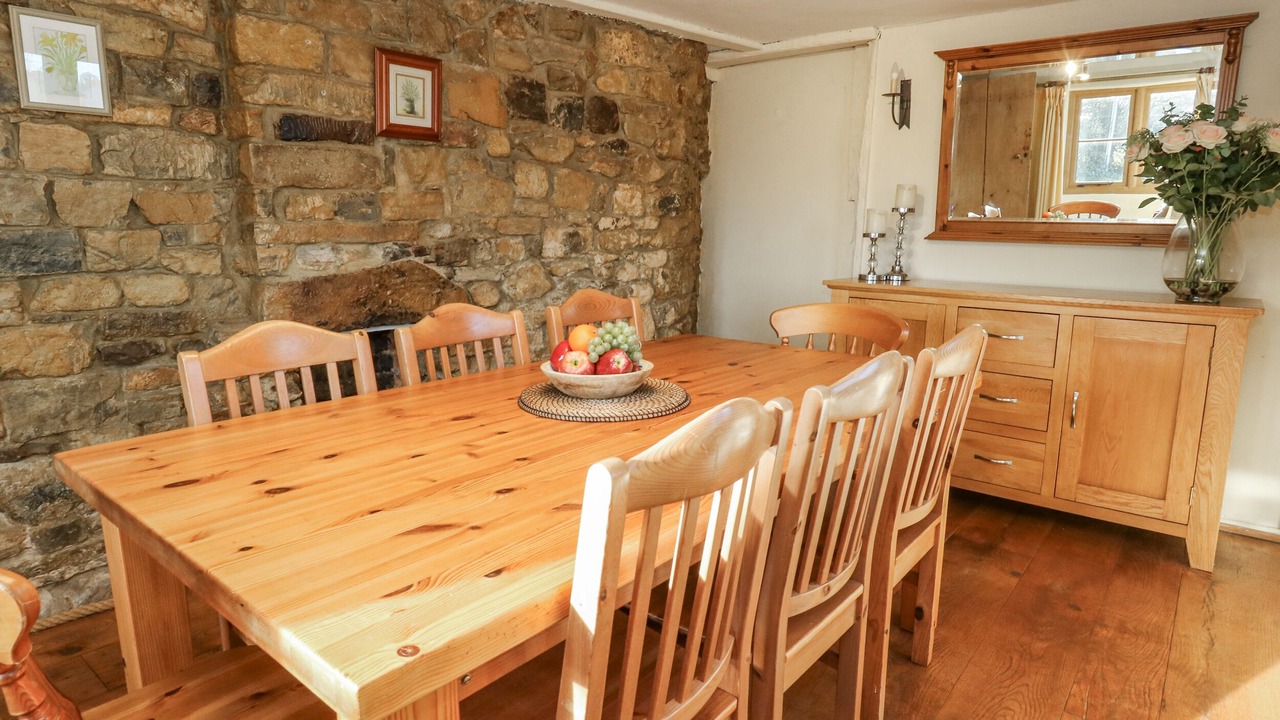 Photo of Others in Smallridge