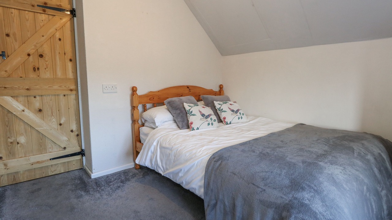 Photo of Bedroom in Smallridge