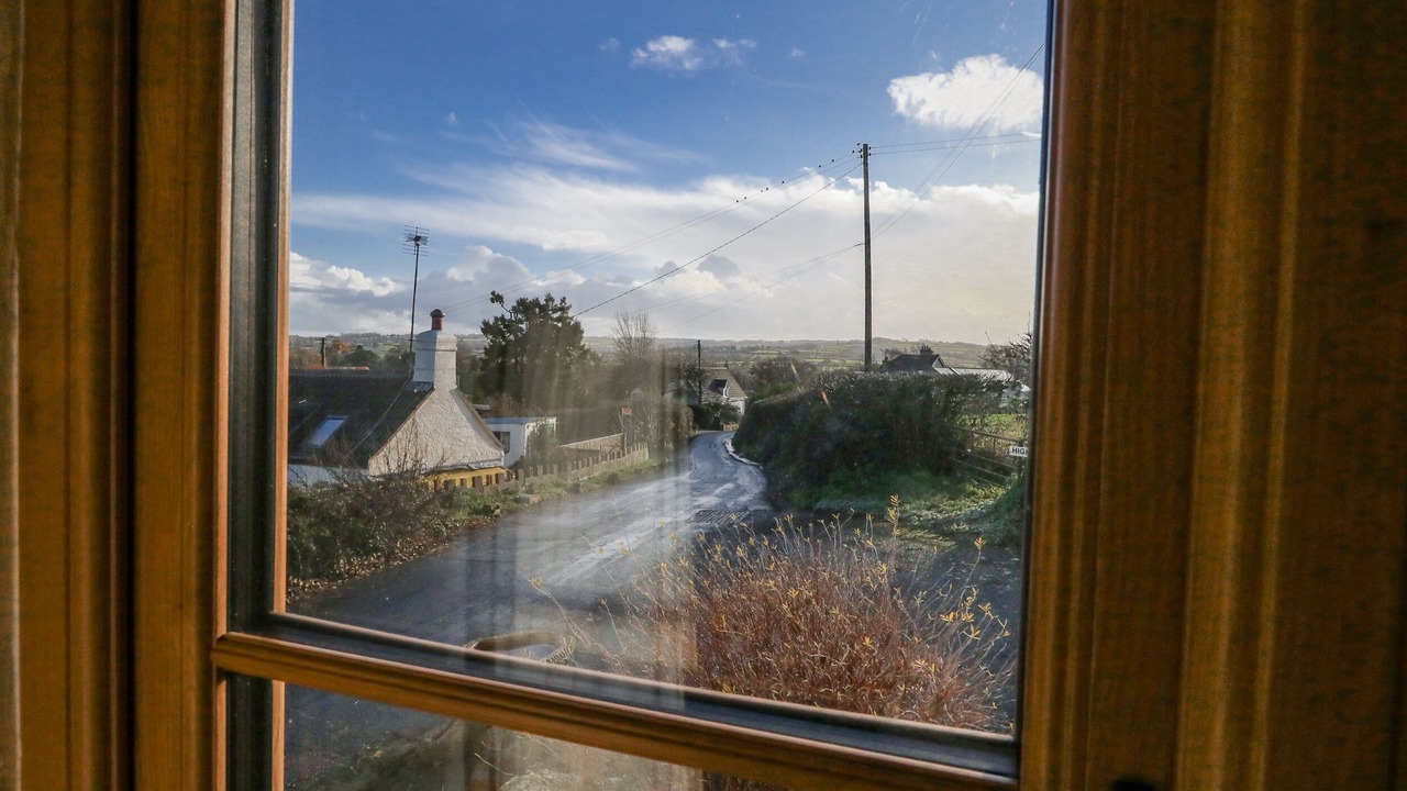 Photo of Others in Smallridge