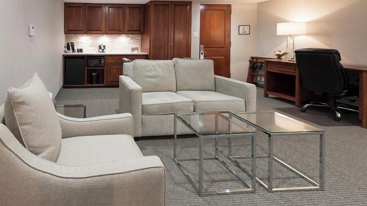 Photo of Livingroom in Hillsdale