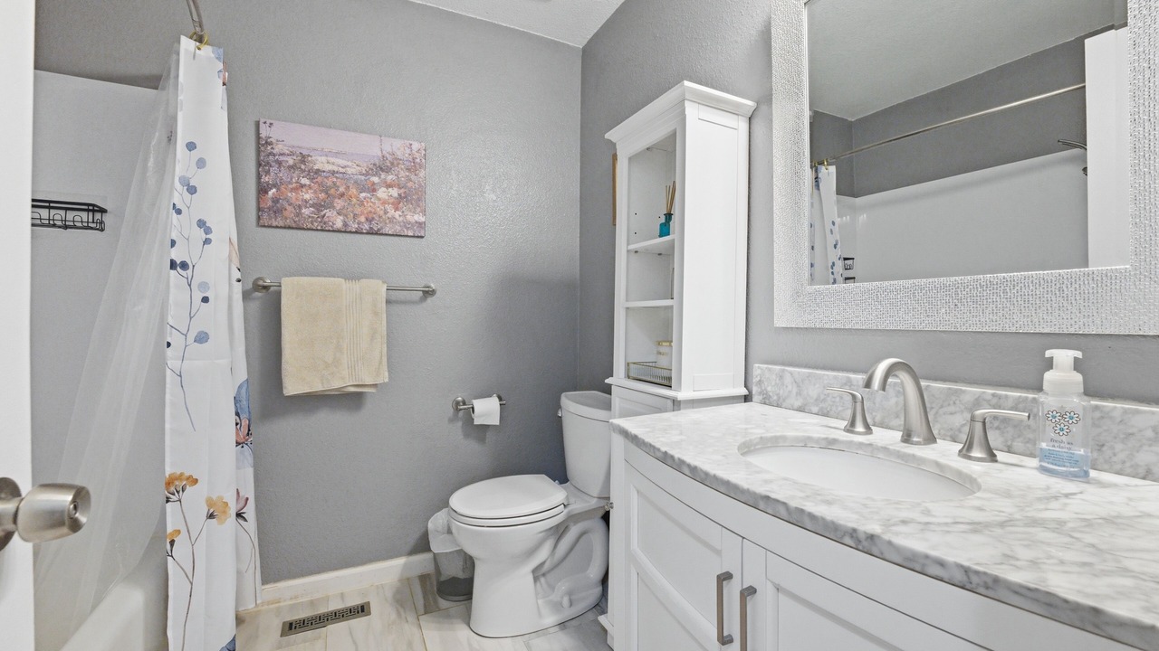Photo of Bathroom in Terrace Lake Gardens