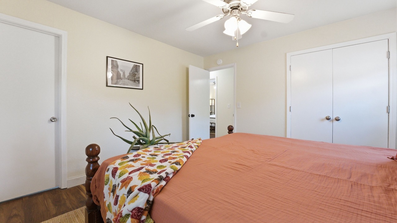 Photo of Bedroom in Terrace Lake Gardens