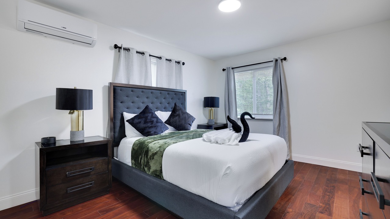 Photo of Bedroom in Tobyhanna