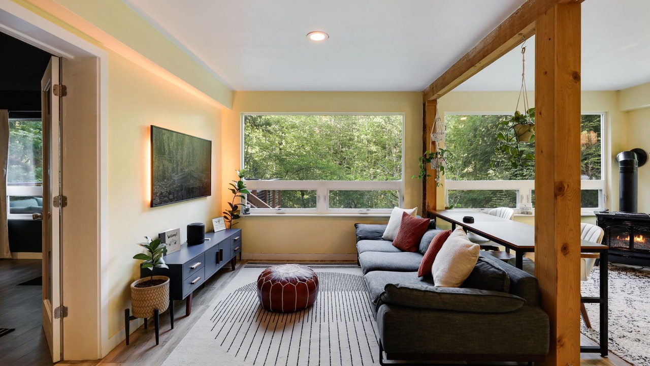 Photo of Livingroom in Marblemount