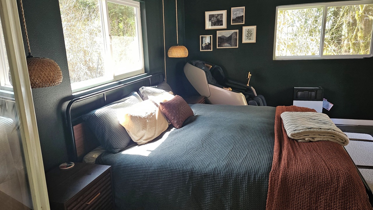 Photo of Bedroom in Marblemount