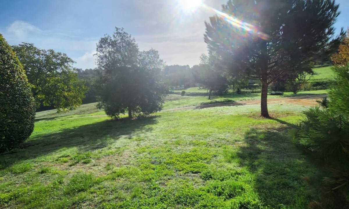 Photo of Outdoor in Saint-Andre-dAllas