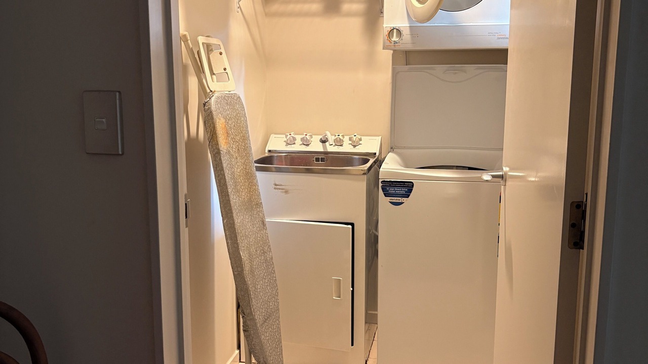 Photo of Others in Parnell