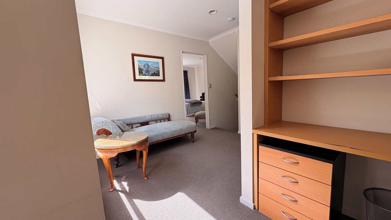 Photo of Livingroom in Parnell