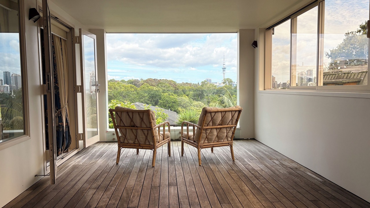 Photo of Others in Parnell