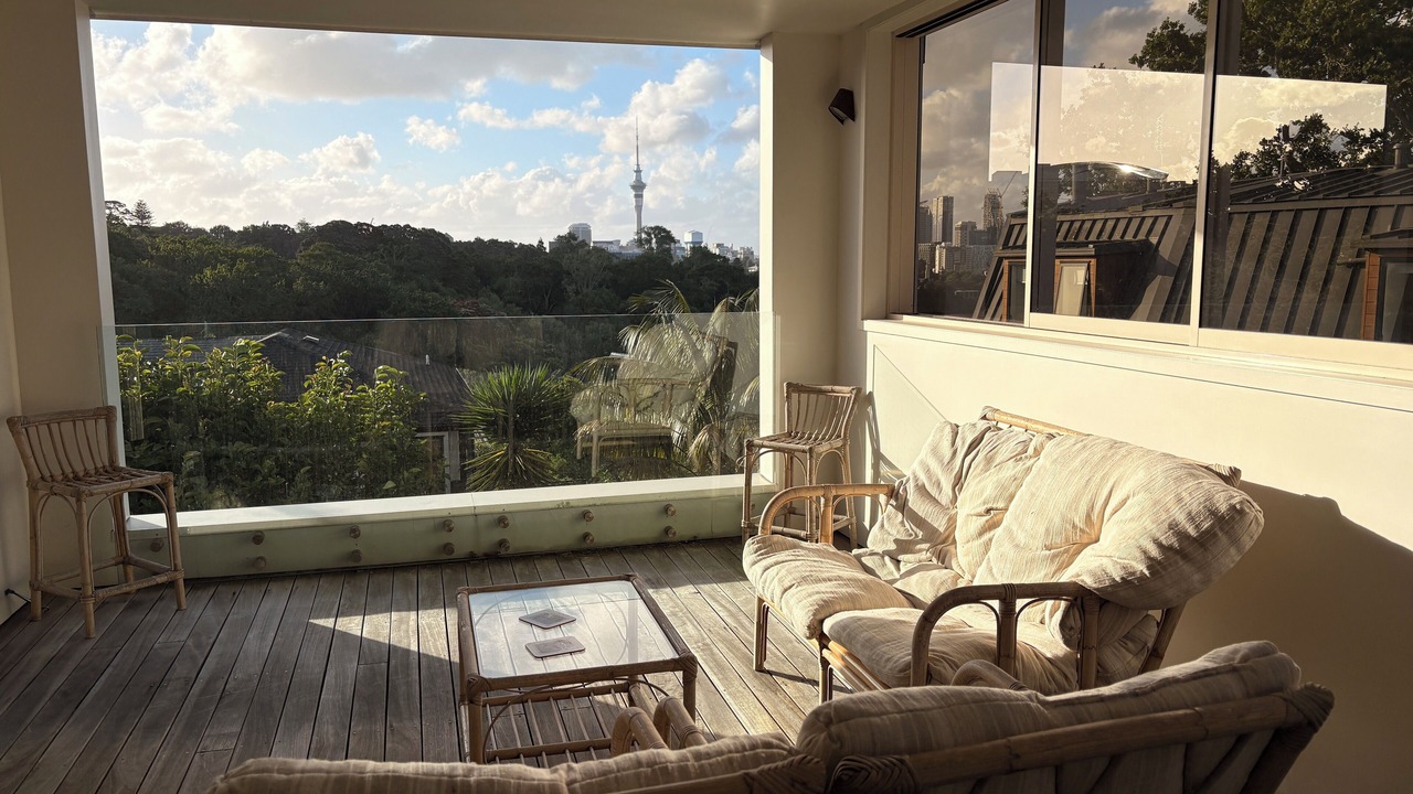 Photo of Others in Parnell