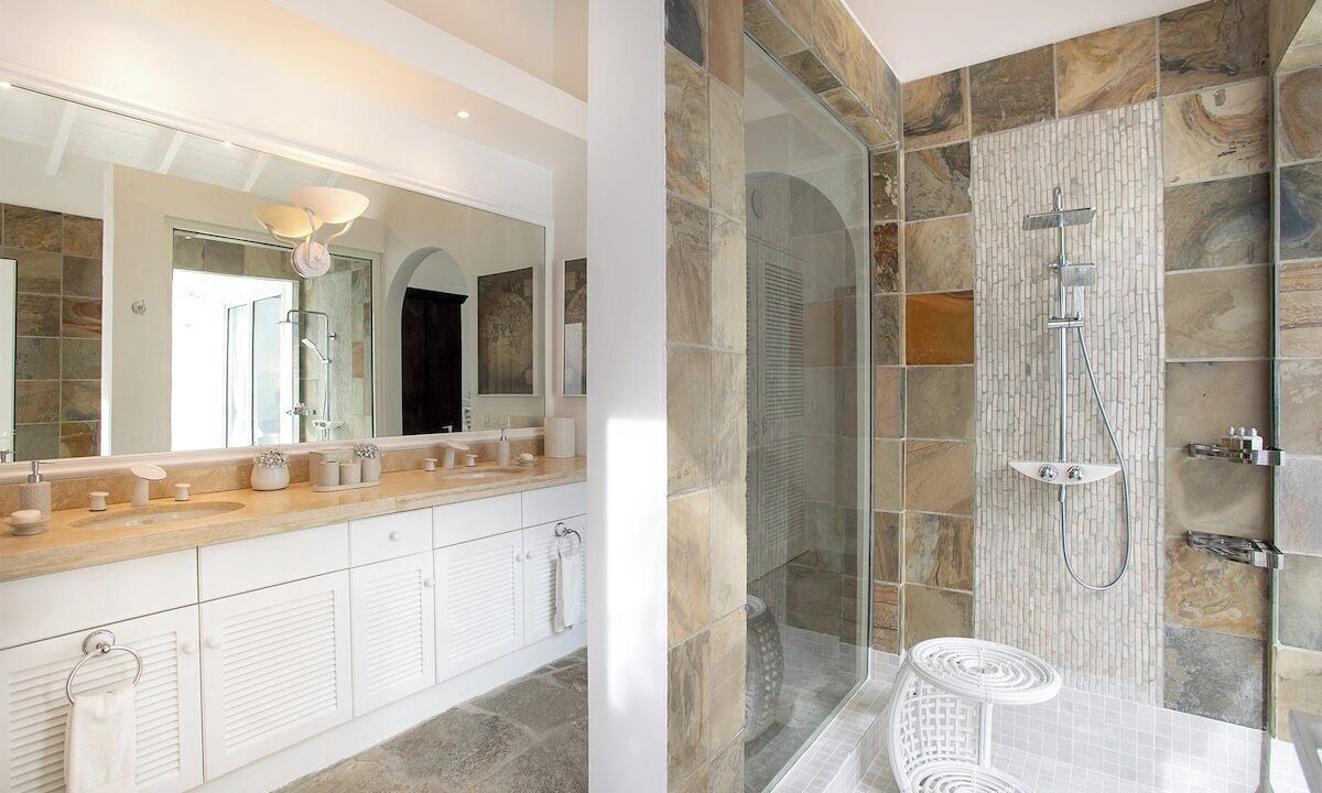 Photo of Bathroom in Les Terres Basses