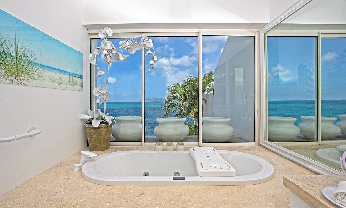 Photo of Bathroom in Les Terres Basses