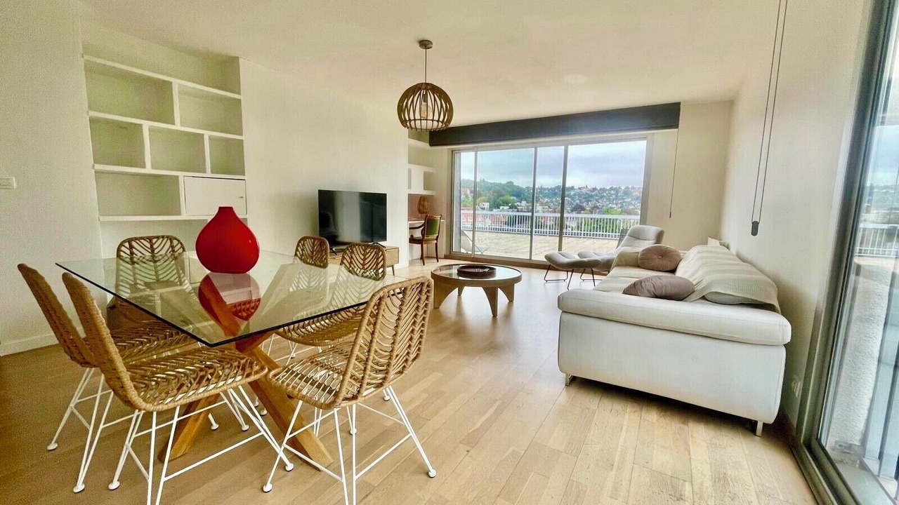 Photo of Others in Mont-Saint-Aignan