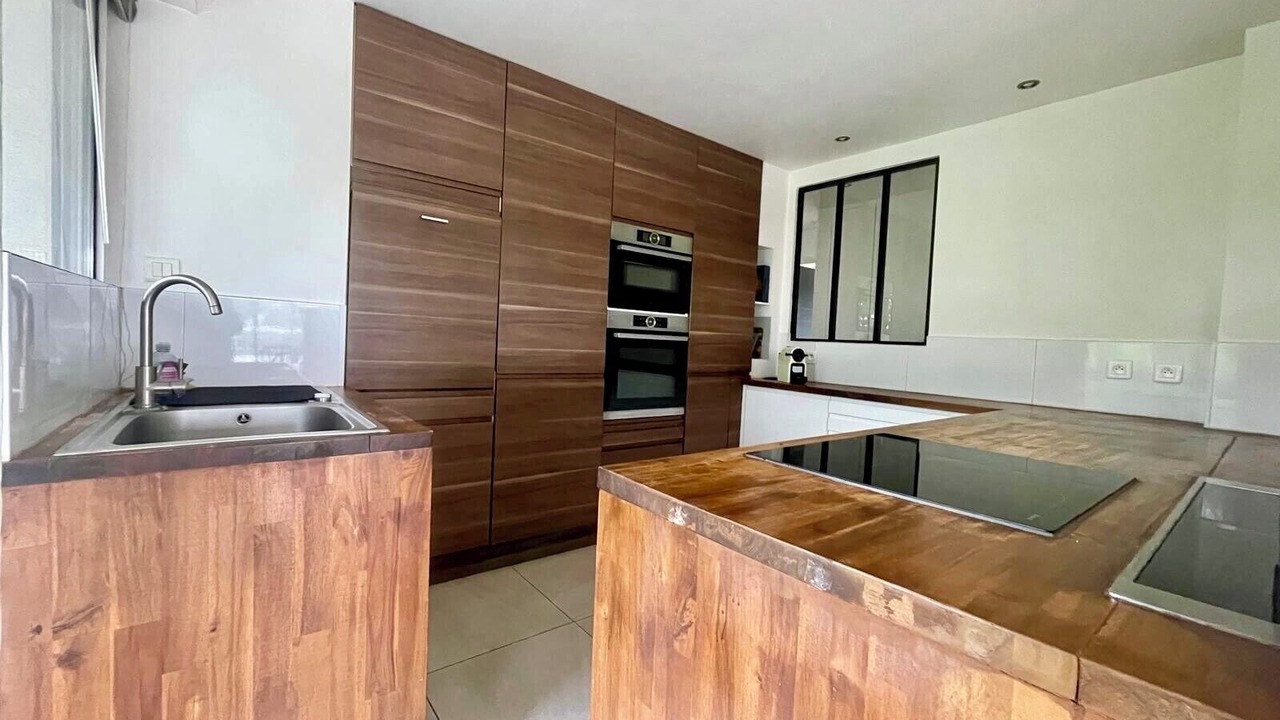 Photo of Others in Mont-Saint-Aignan