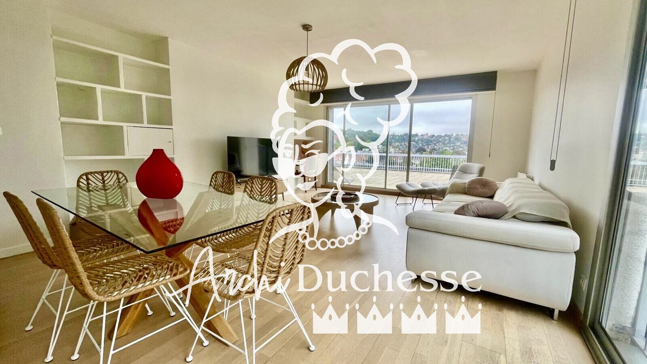 Photo of Others in Mont-Saint-Aignan