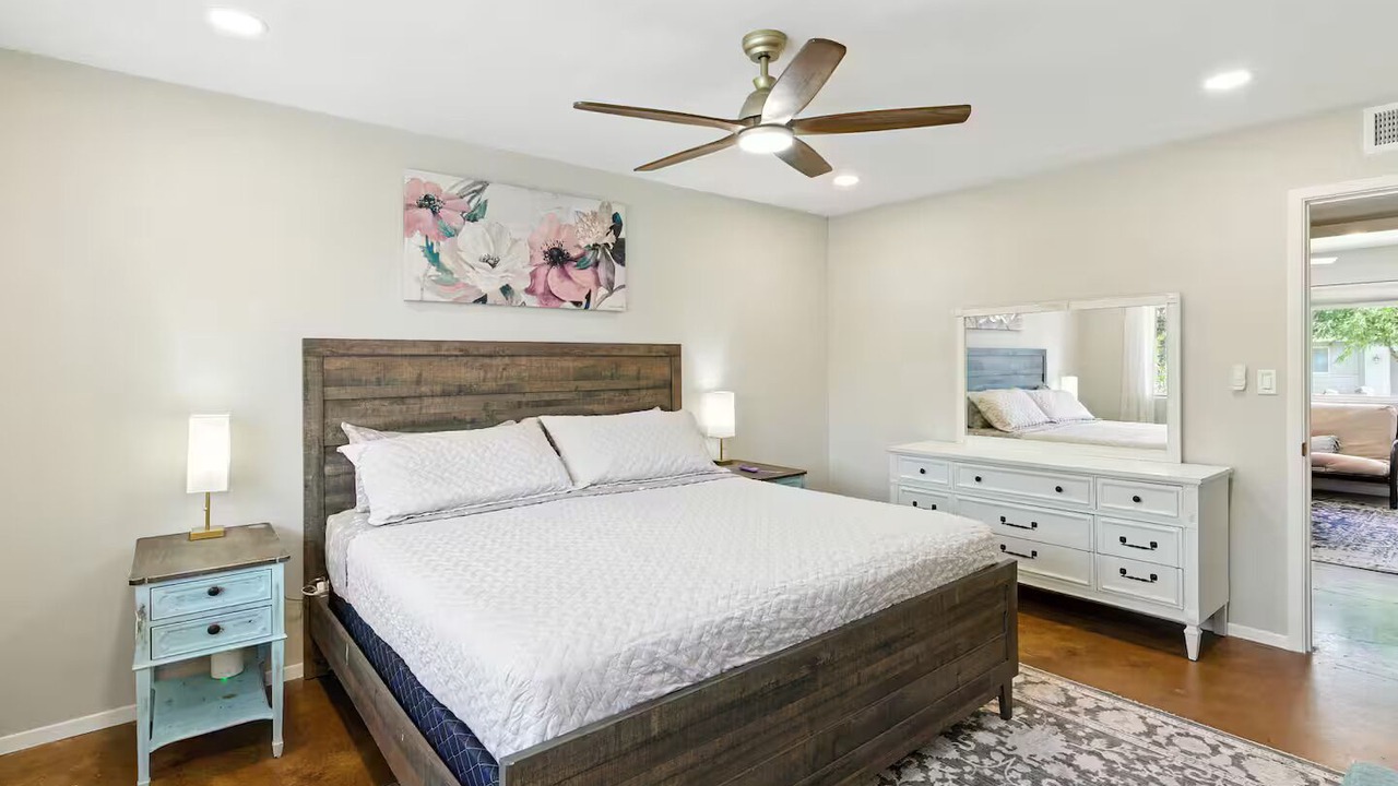 Photo of Bedroom in Melrose Paradise