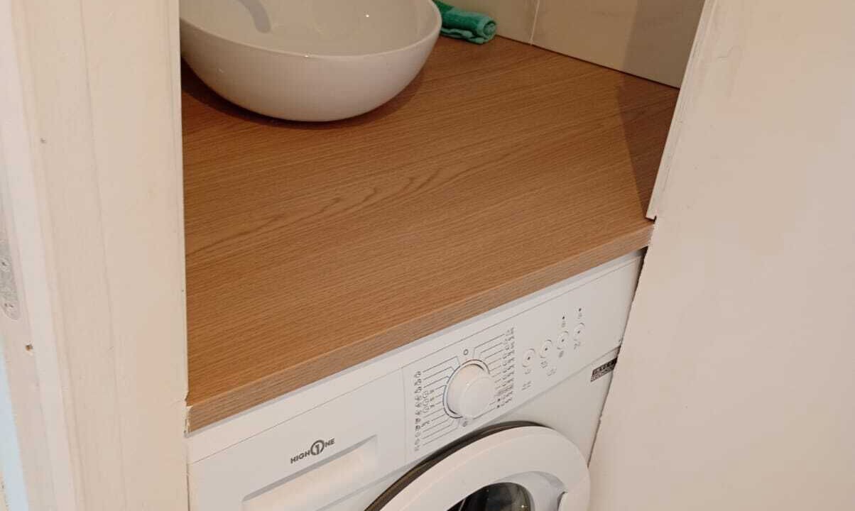Photo of Bathroom in Fives