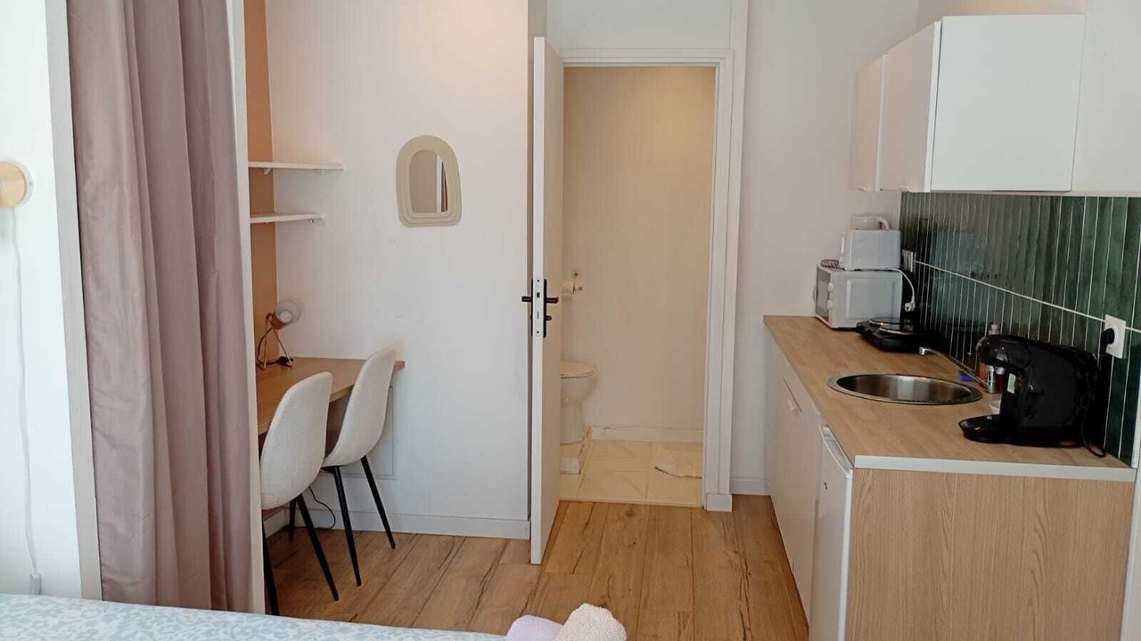 Photo of Bedroom in Fives