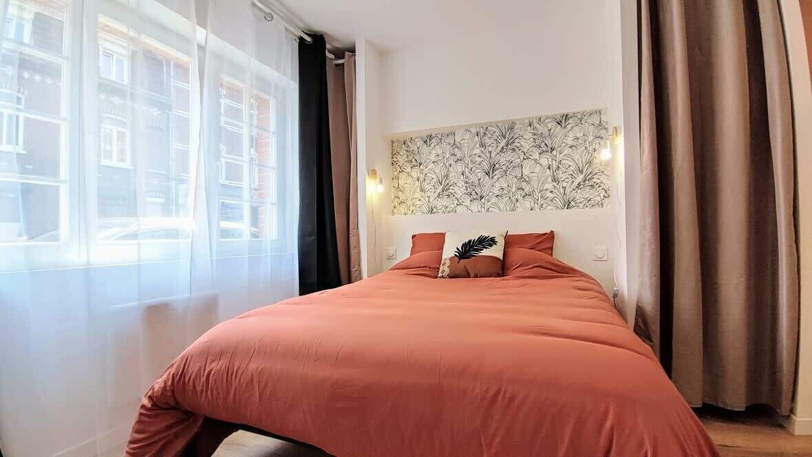 Photo of Bedroom in Fives