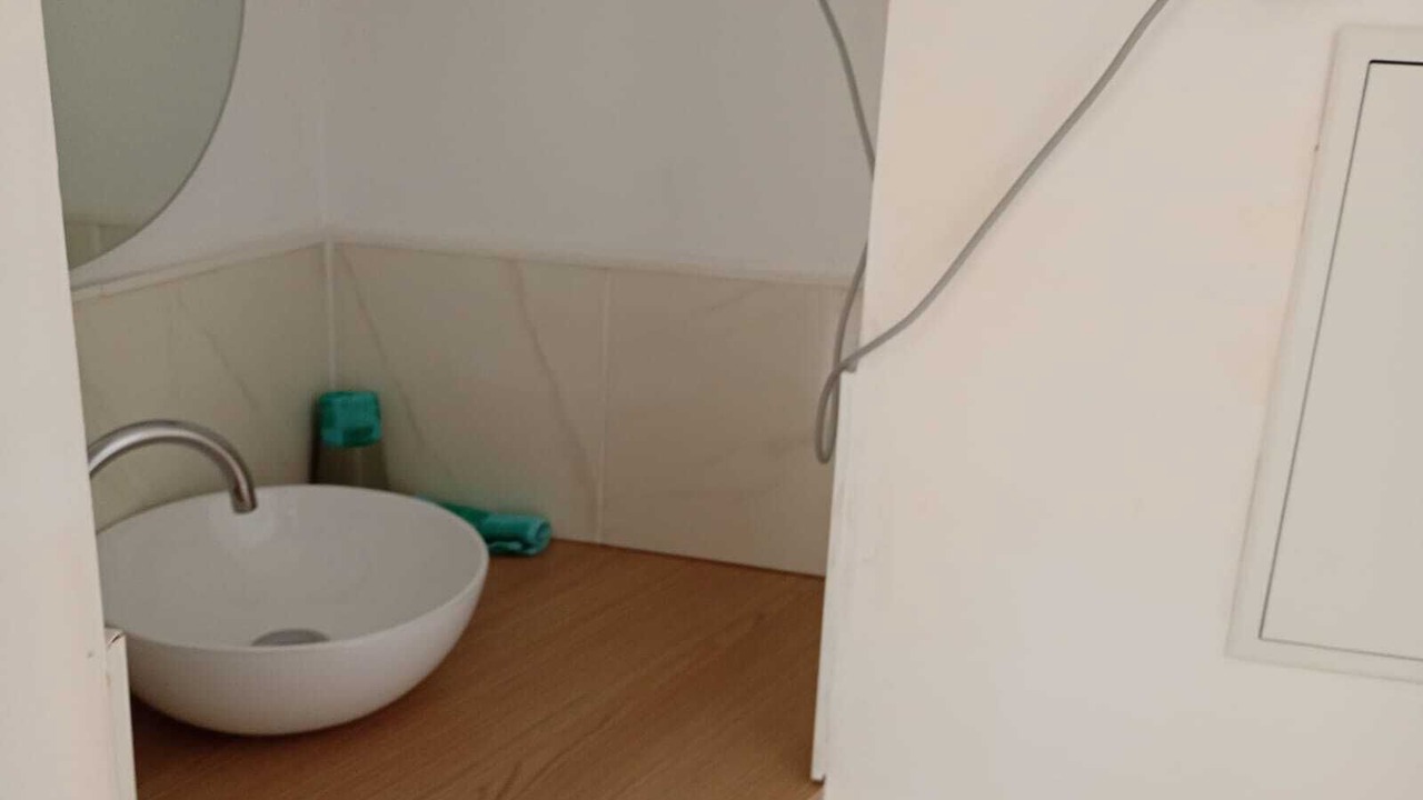 Photo of Bathroom in Fives