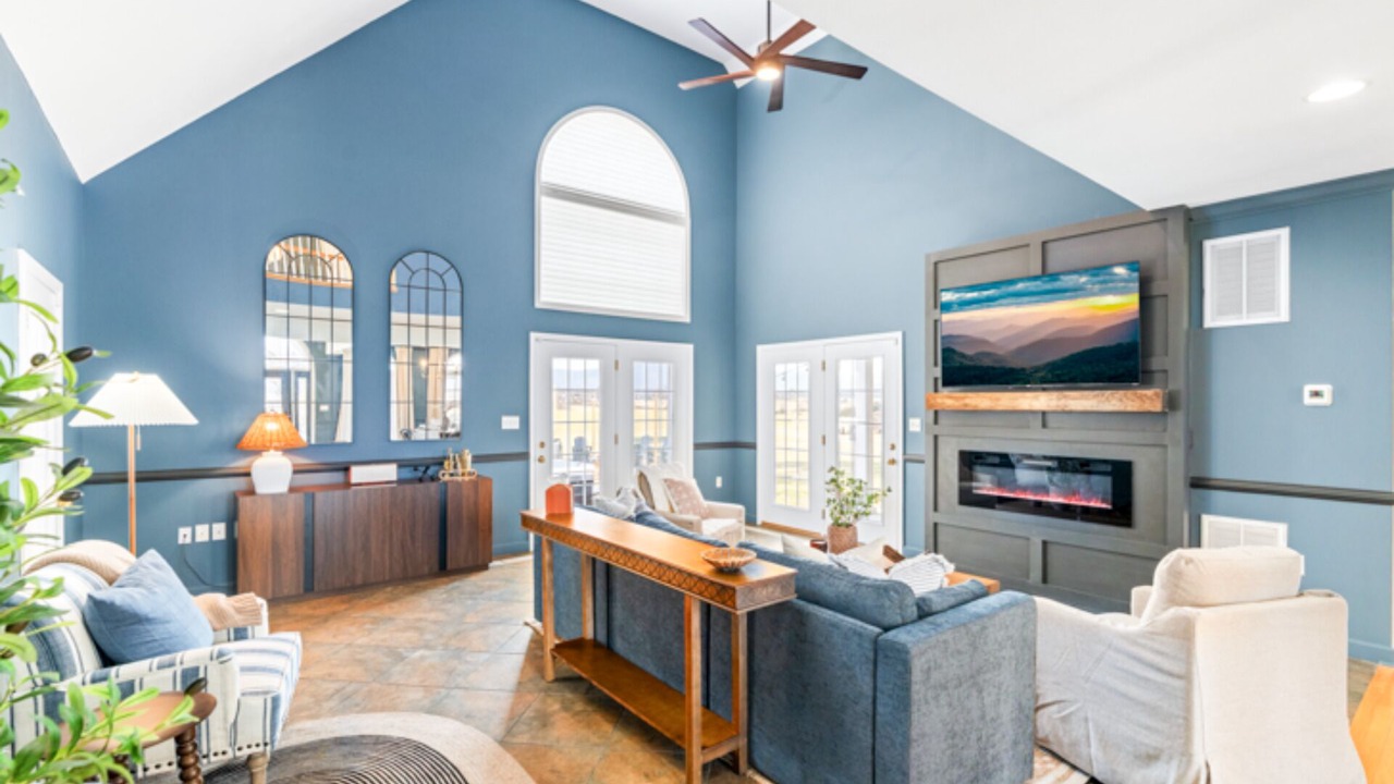 Photo of Livingroom in Luray
