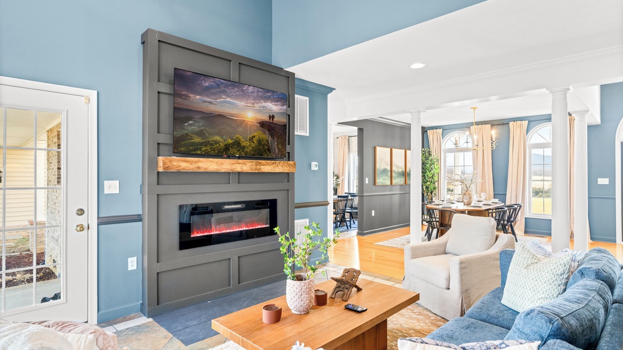 Photo of Livingroom in Luray