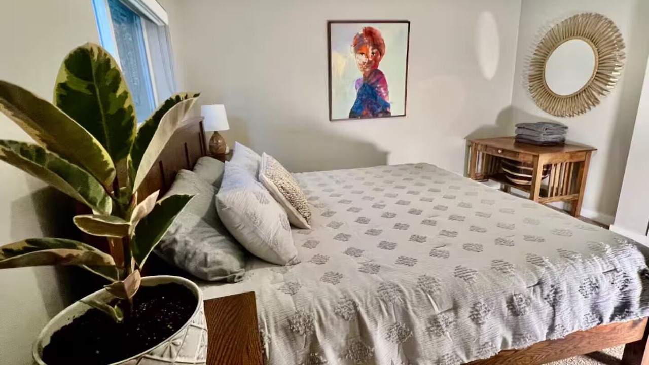 Photo of Bedroom in Mount Baker