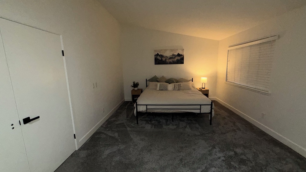 Photo of Bedroom in Aurora