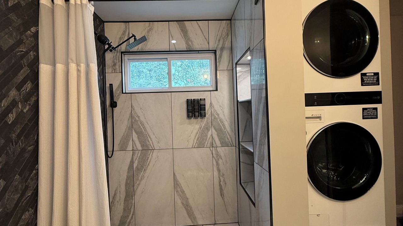 Photo of Bathroom in Bolingbrook