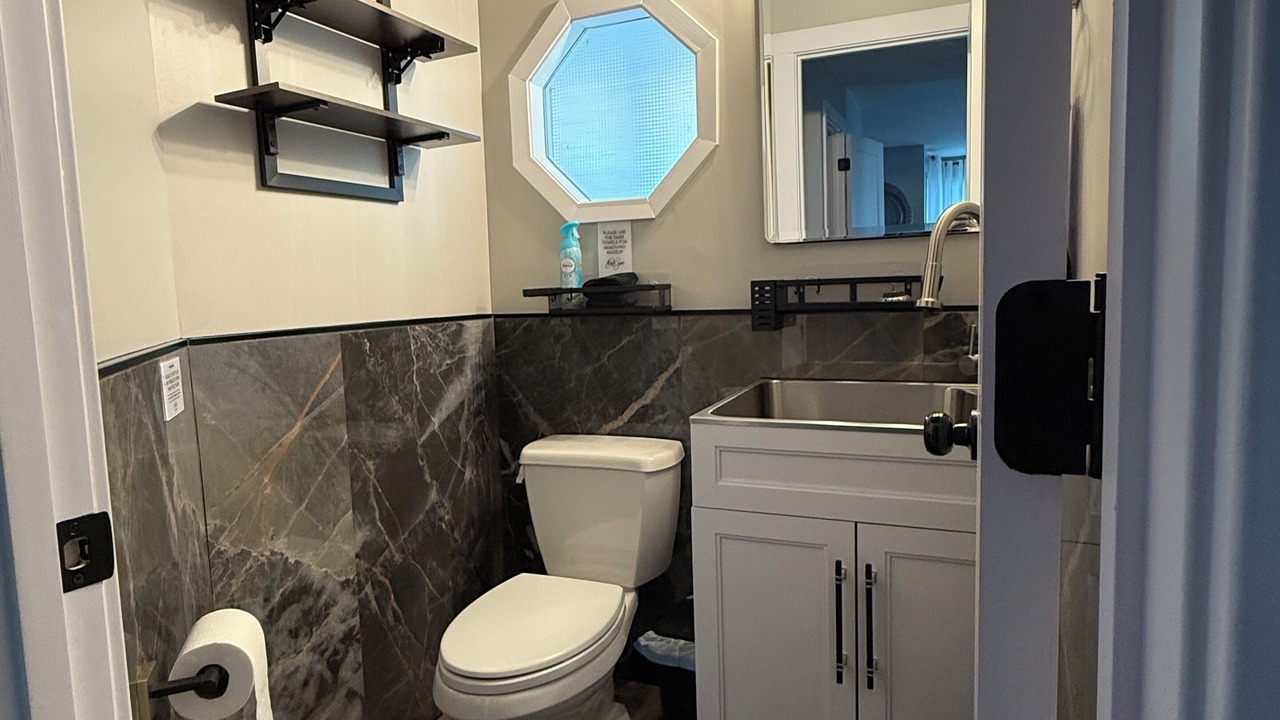 Photo of Bathroom in Bolingbrook