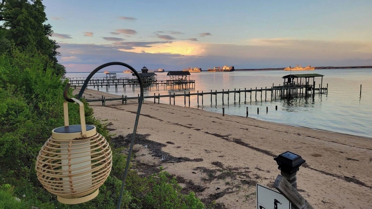 Photo of Others in Rushmere