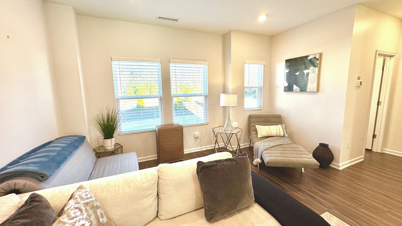 Photo of Livingroom in Cary