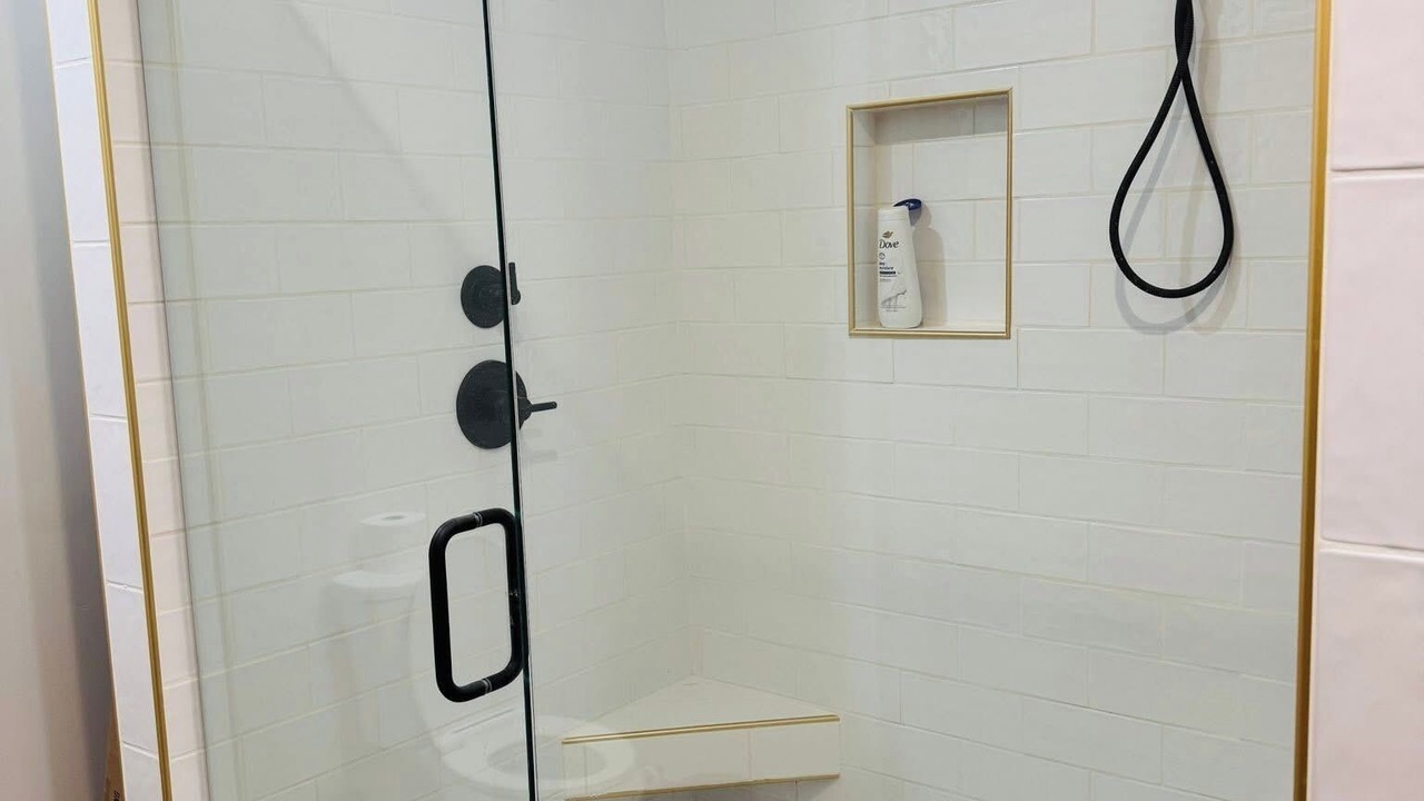 Photo of Bathroom in Vonore