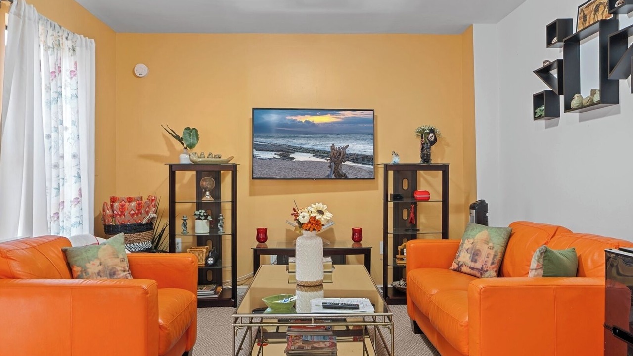 Photo of Livingroom in Centreville