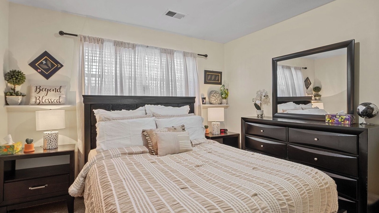 Photo of Bedroom in Centreville