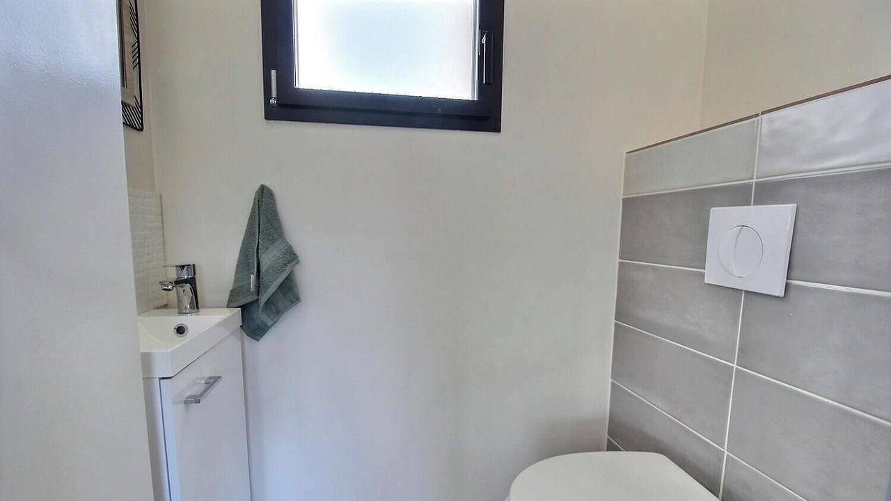 Photo of Bathroom in Etables-sur-Mer