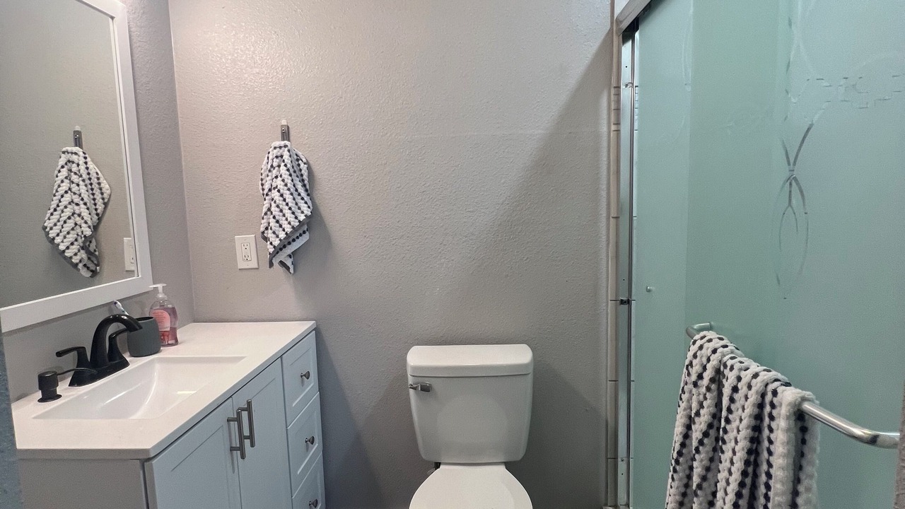 Photo of Bathroom in Hillsboro