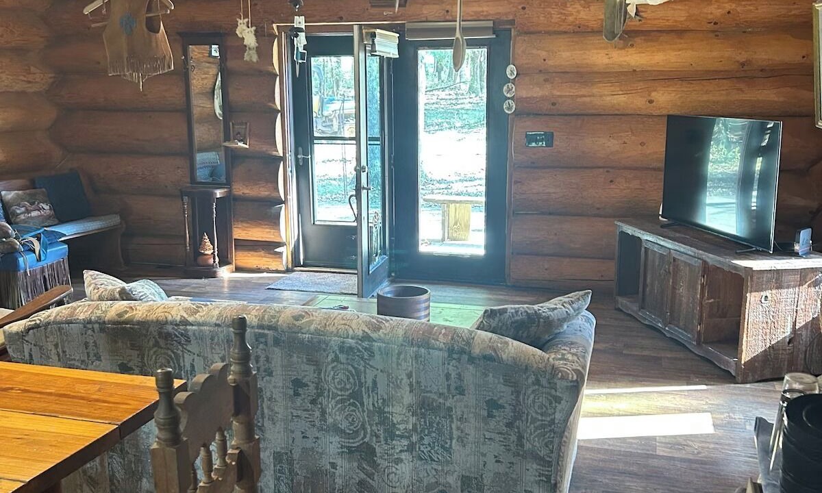 Photo of Livingroom in Connerville