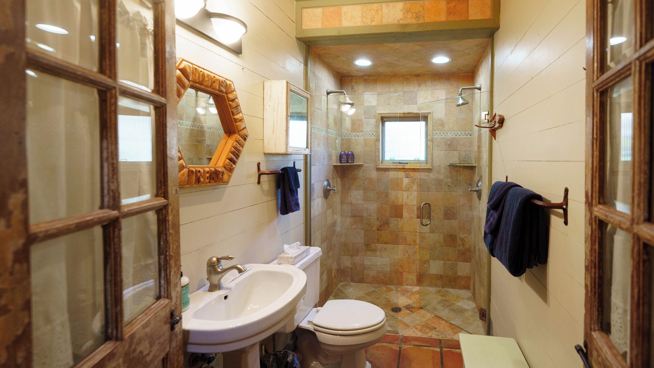 Photo of Bathroom in Spanish Valley