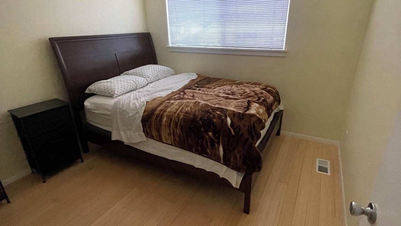 Photo of Bedroom in North Gresham