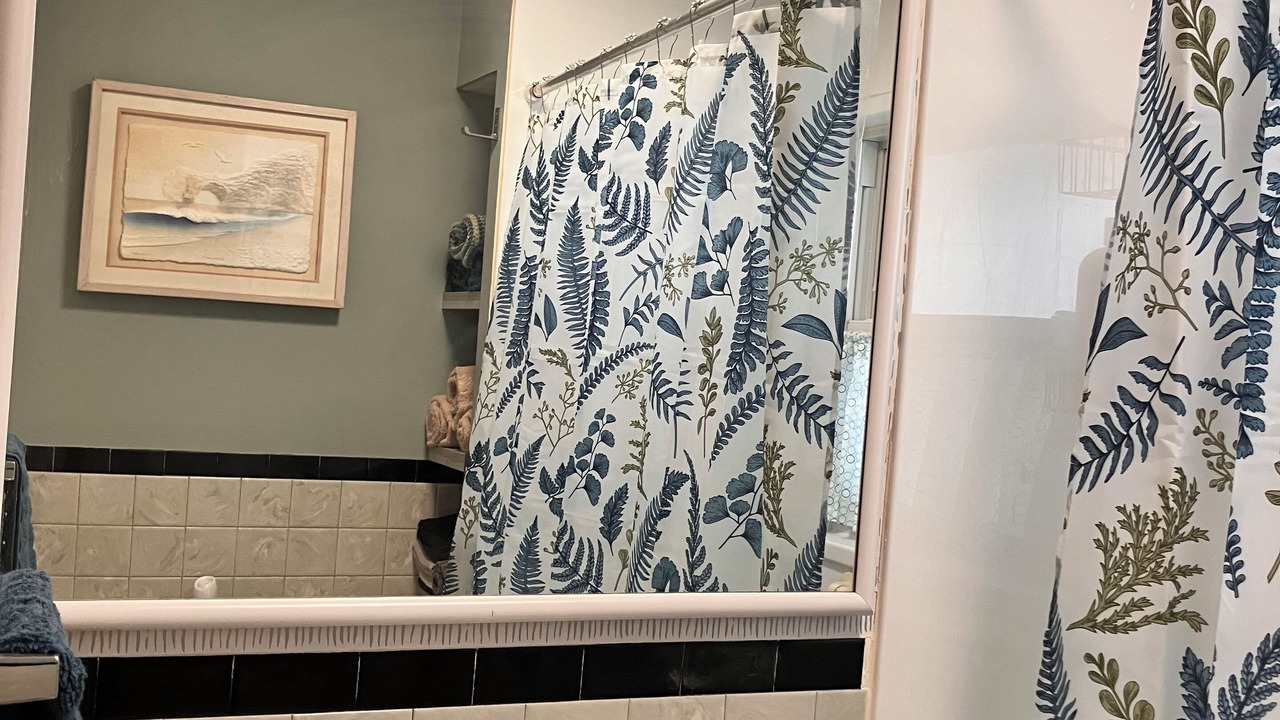 Photo of Bathroom in Leavenworth